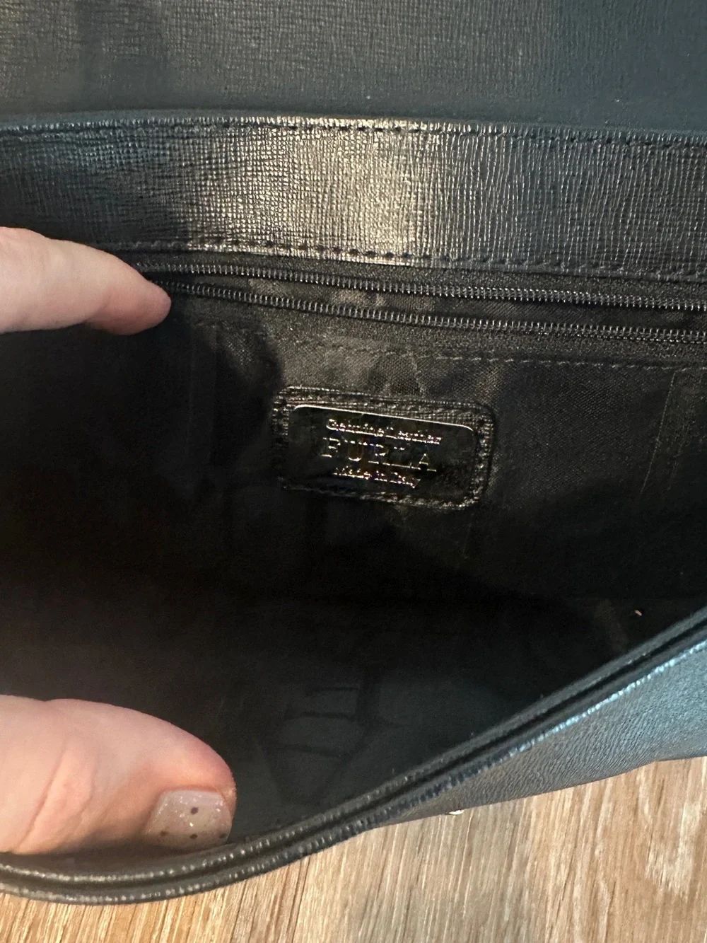 Furla Leather Chain-Link Shoulder Bag